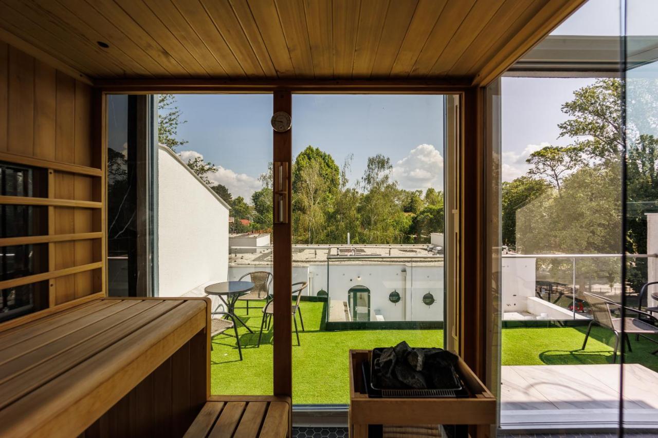 Villa Bauhaus Wellness Apartments 207 - Petiteplage Siofok Bagian luar foto