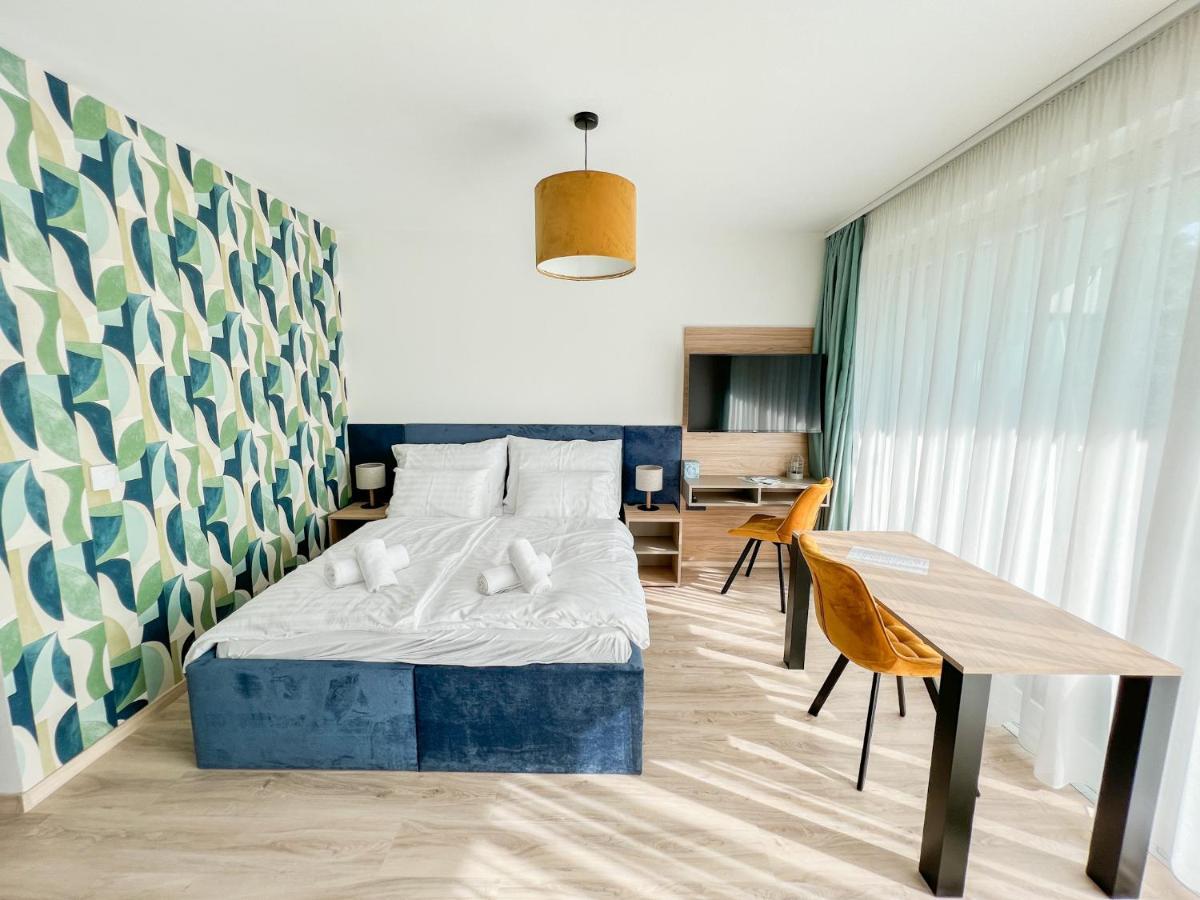 Villa Bauhaus Wellness Apartments 207 - Petiteplage Siofok Bagian luar foto